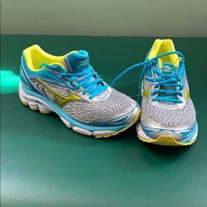 Mizuno Wave Inspire 13-D